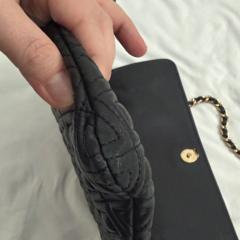 Tory Burch Black Quilted Convertible Bag - Picture 6 of 13